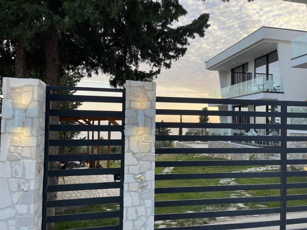 Summer Wine Boutique Hotel Dhërmi Εξωτερικό φωτογραφία